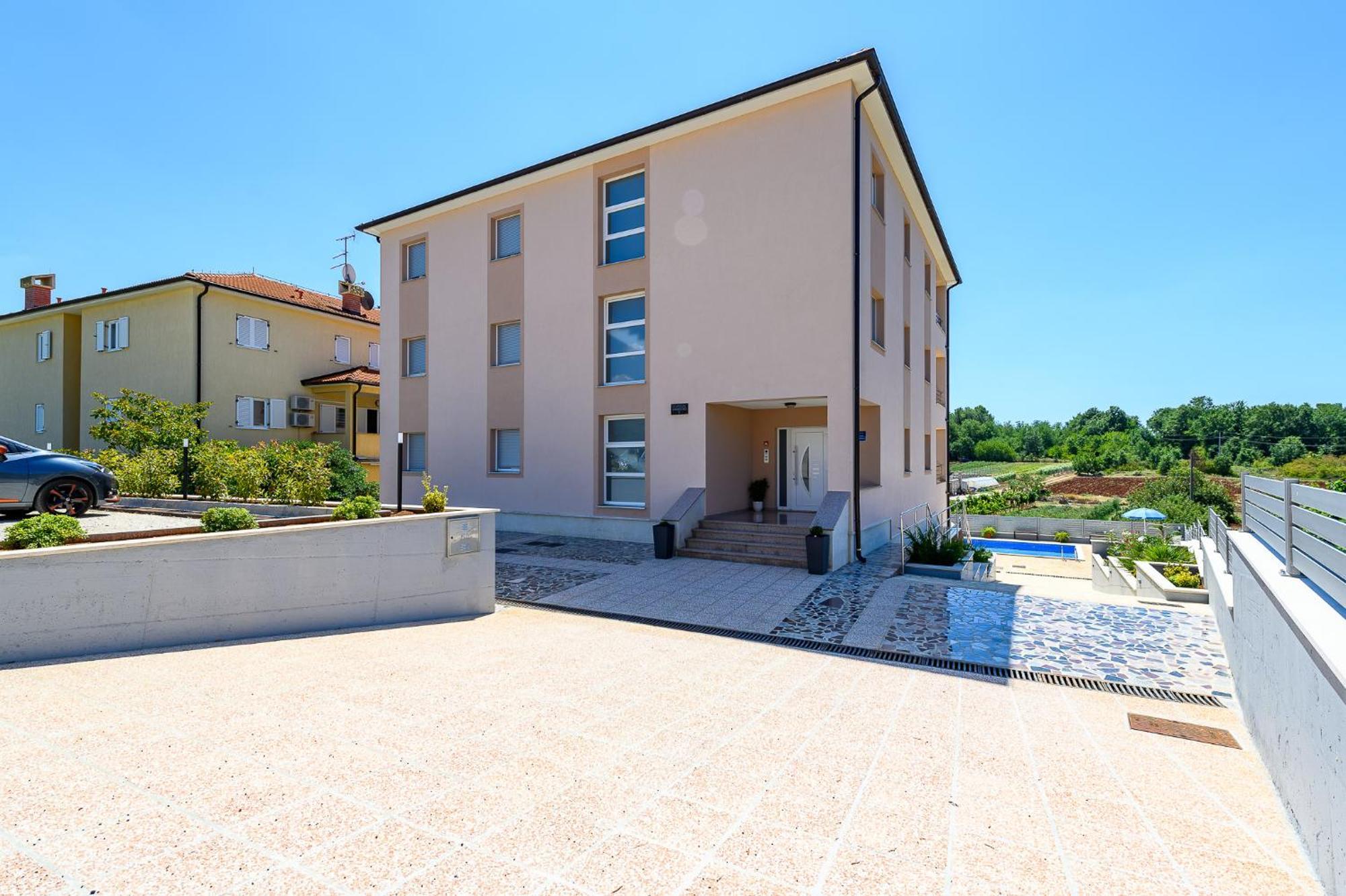 Stancija Amorozo 5 Ap 2 Porec Exterior photo